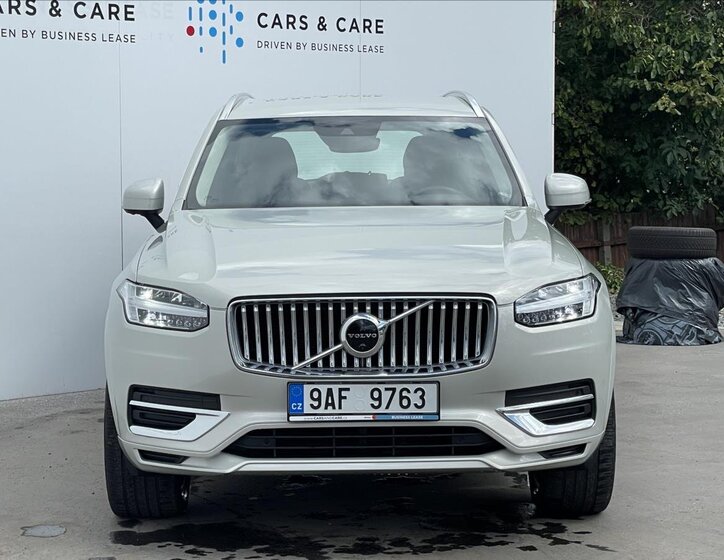 Volvo XC90 21