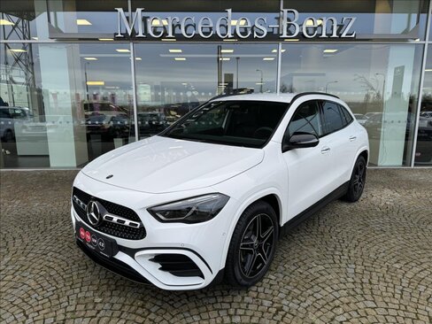 Mercedes-Benz GLA SUV / Terénní 2,0 l 110 kw