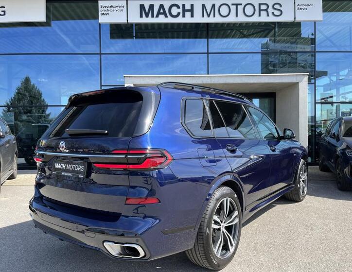 BMW X7 5