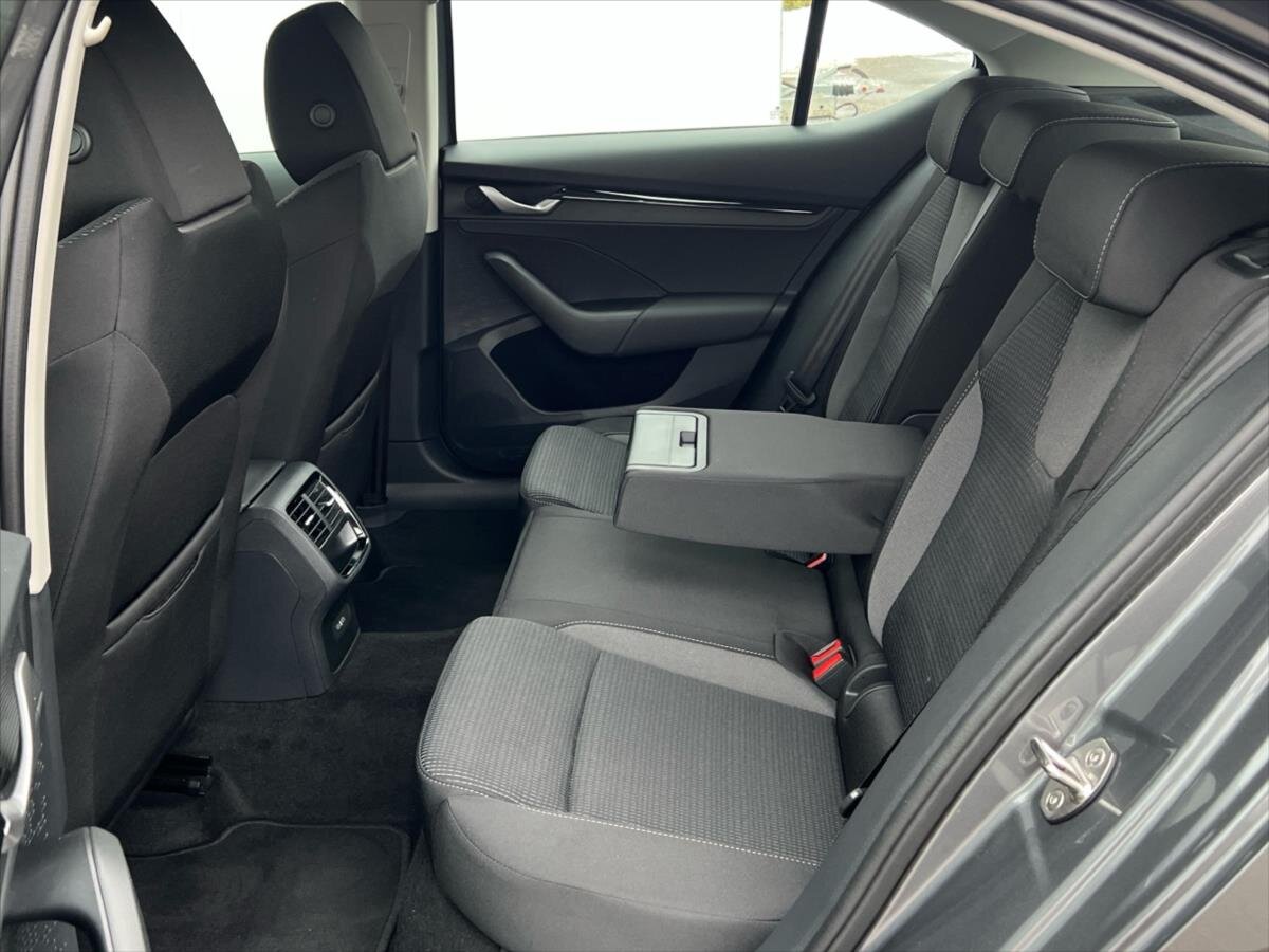 Škoda Octavia Sedan / Limuzína 1,5 l 110 kw