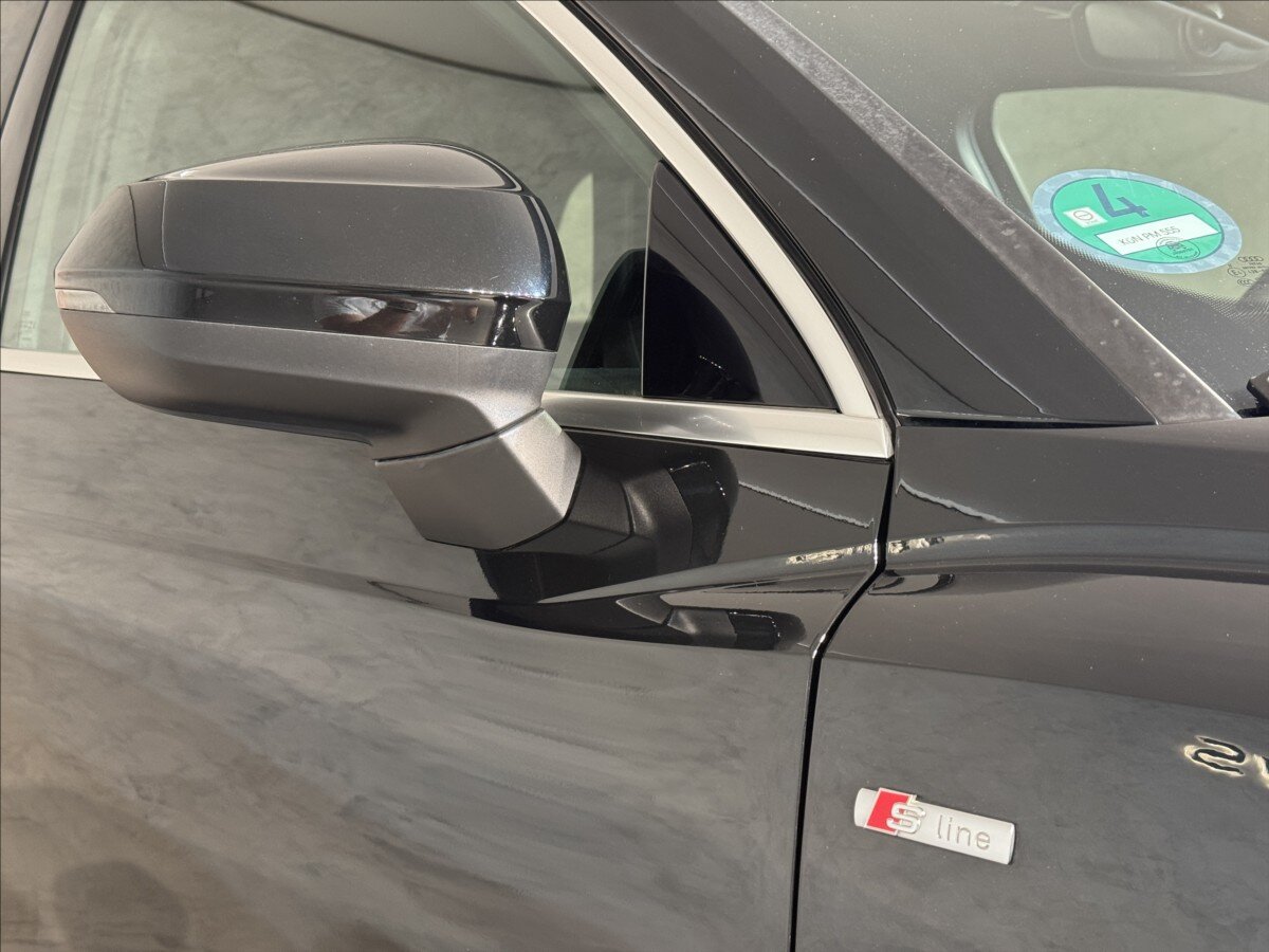 Audi Q3 SUV 2,0 l 140 kw