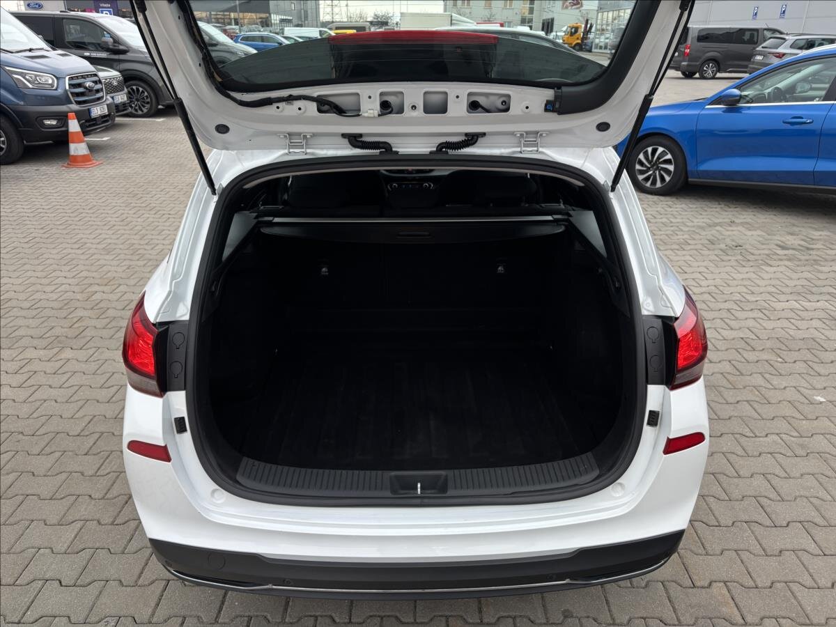 Hyundai i30 Kombi 1,6 l 85 kw