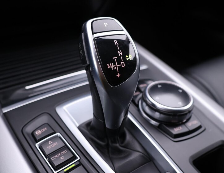 BMW X5 SUV 2,0 l 160 kw