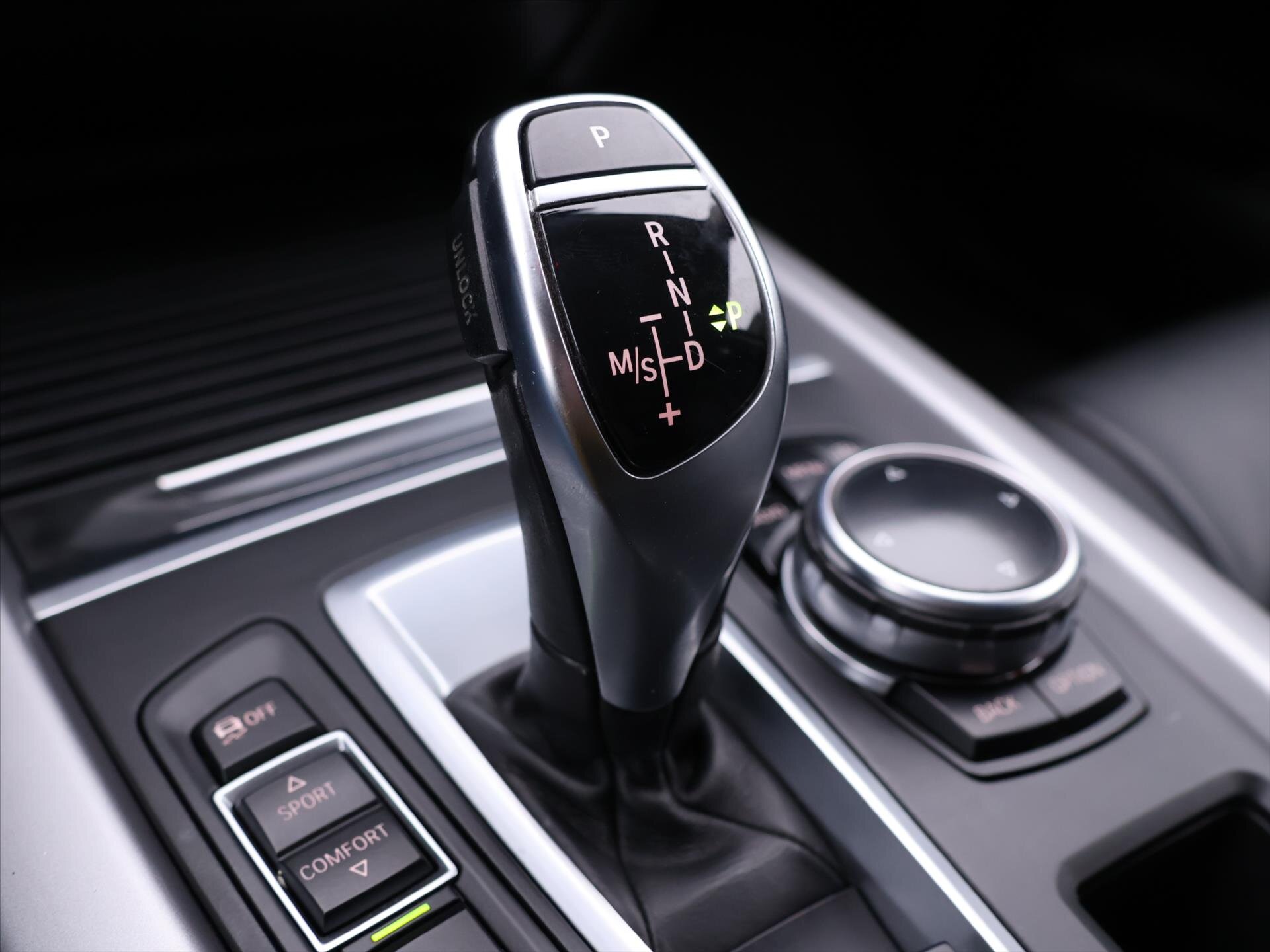 BMW X5 SUV 2,0 l 160 kw