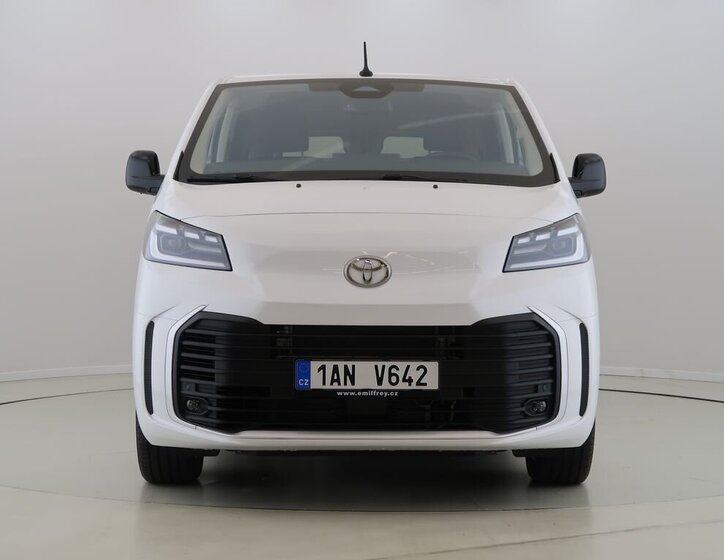Toyota ProAce Verso VAN / Minibus 2,2 l 0