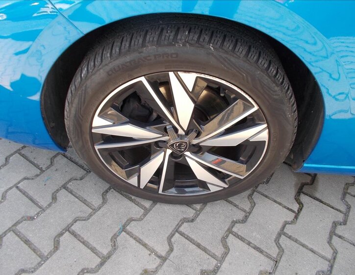 Peugeot 308 Hatchback 1,5 l 96 kw