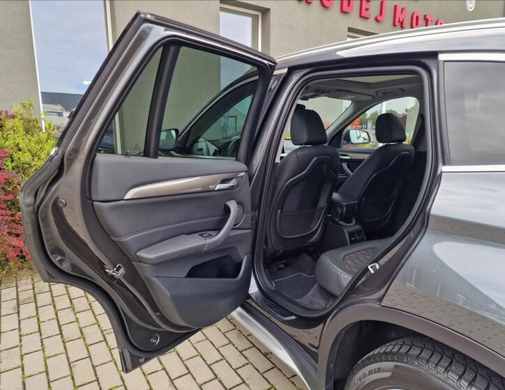 BMW X1 17