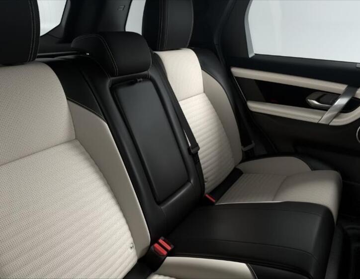 Land Rover Discovery Sport 8