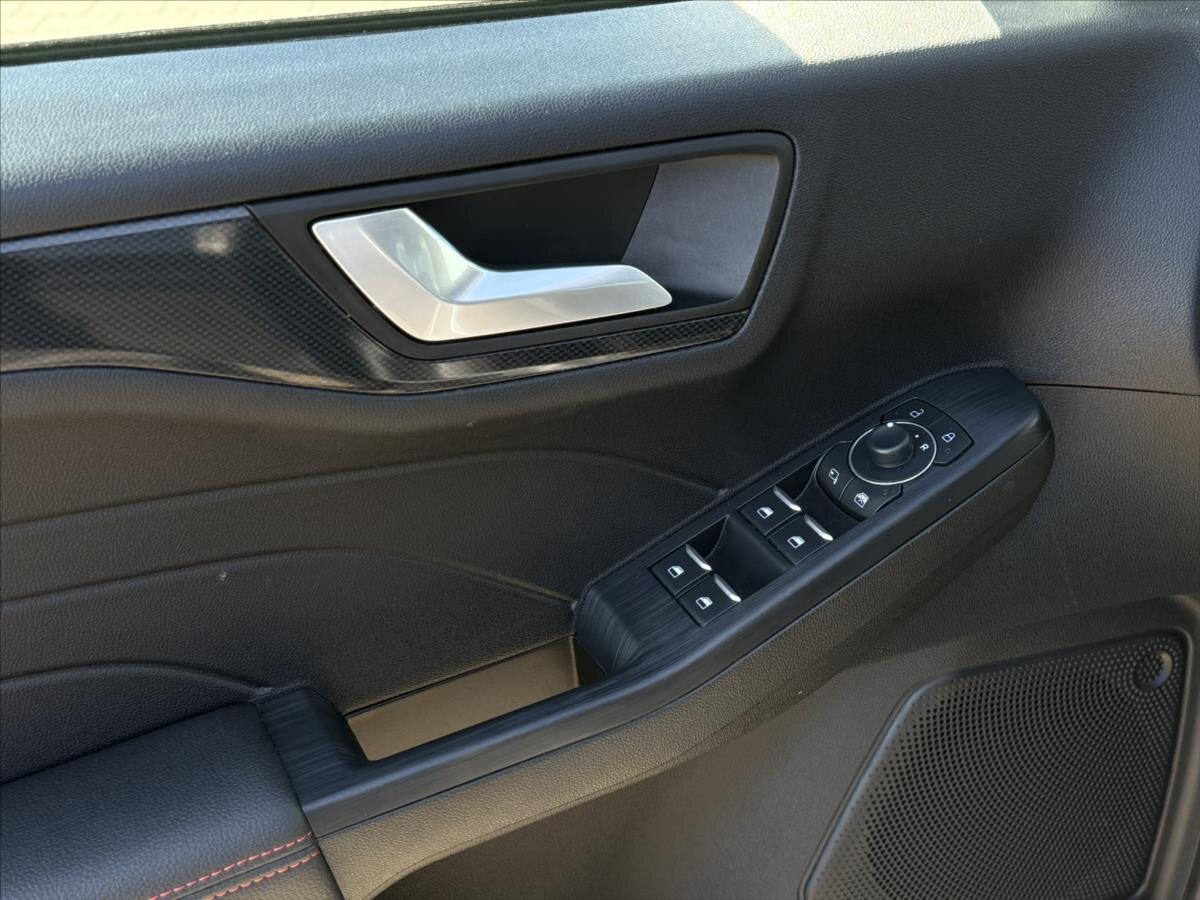 Ford Kuga SUV 2,5 l 140 kw