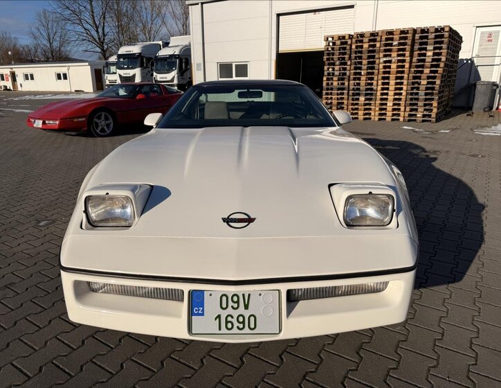 Chevrolet Corvette Kupé 5,7 l 210 kw