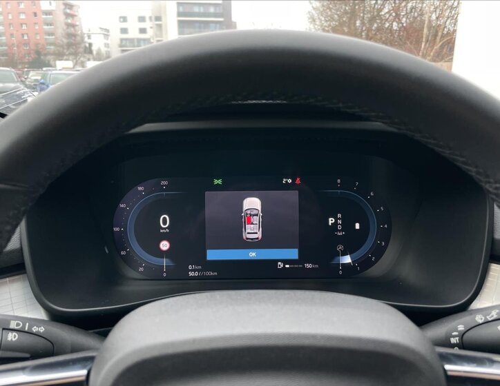 Volvo XC40 SUV / Terénní 2,0 l 145 kw