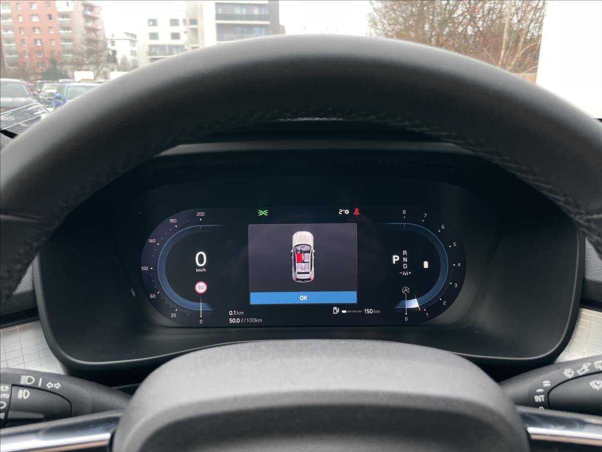 Volvo XC40 SUV / Terénní 2,0 l 145 kw