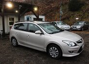 Hyundai i30 4