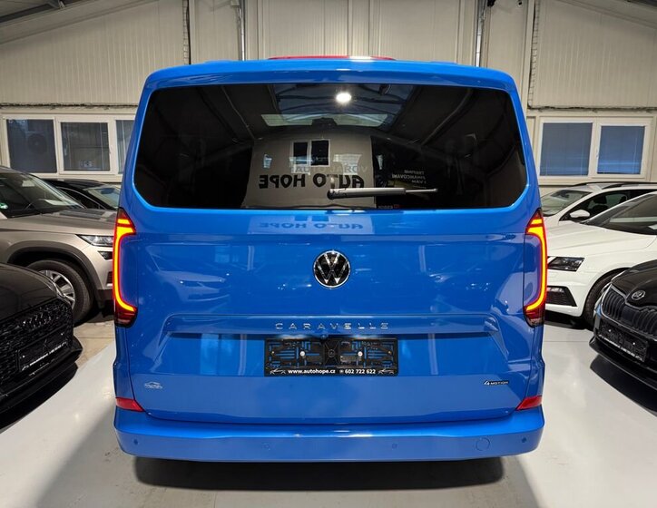 Volkswagen Caravelle 11