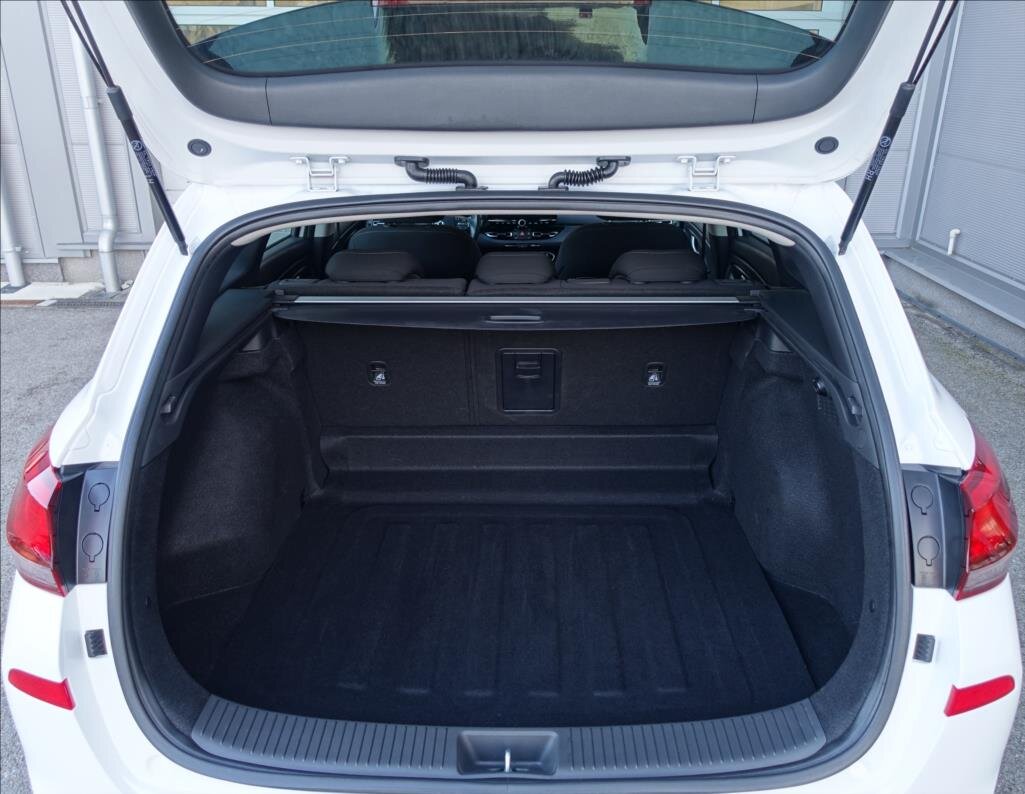 Hyundai i30 Kombi 998,0 88 kw