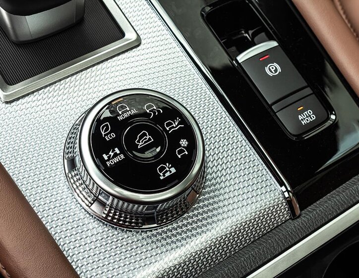 Mitsubishi Outlander 20