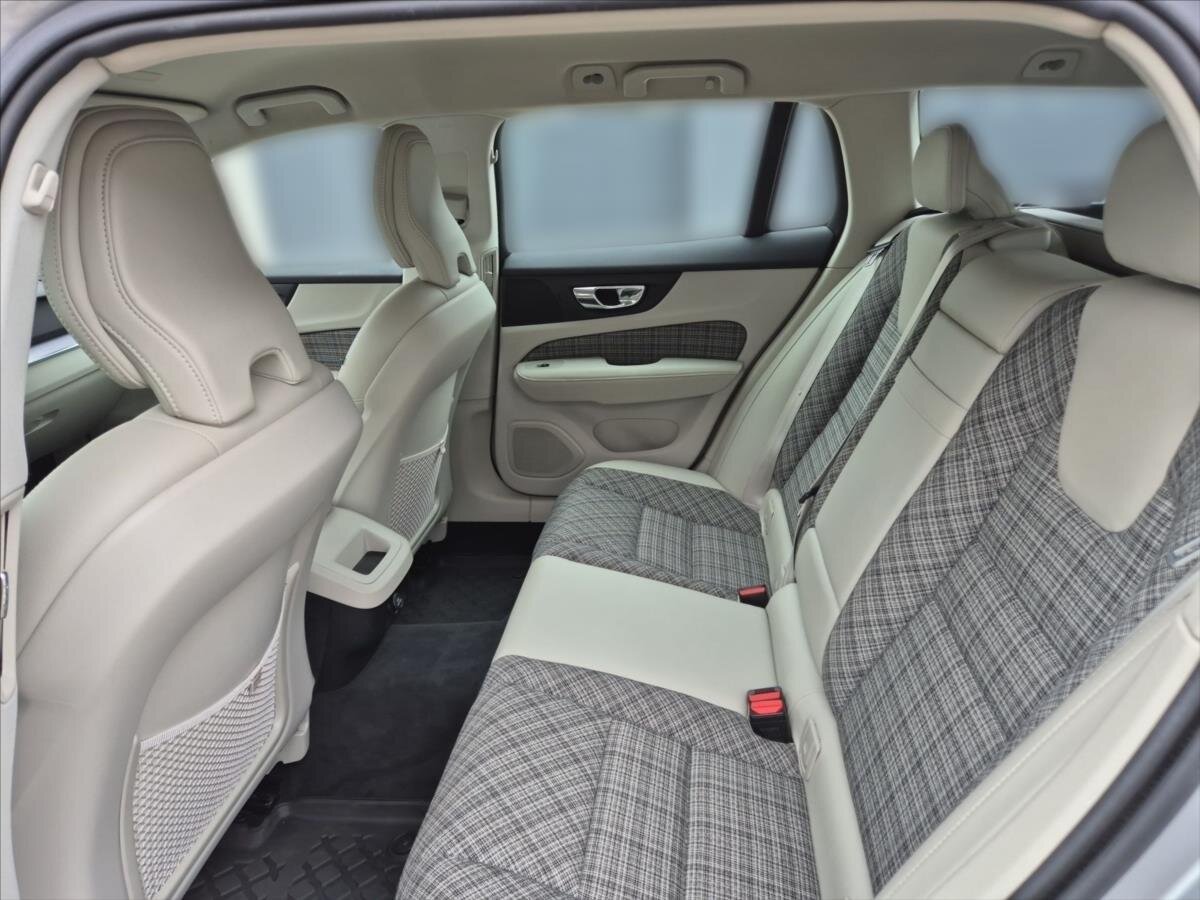 Volvo V60 Kombi 2,0 l 110 kw