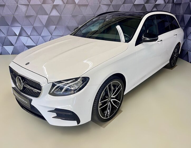 Mercedes-Benz Třídy E 1