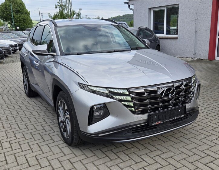 Hyundai Tucson SUV 1,6 l 100 kw