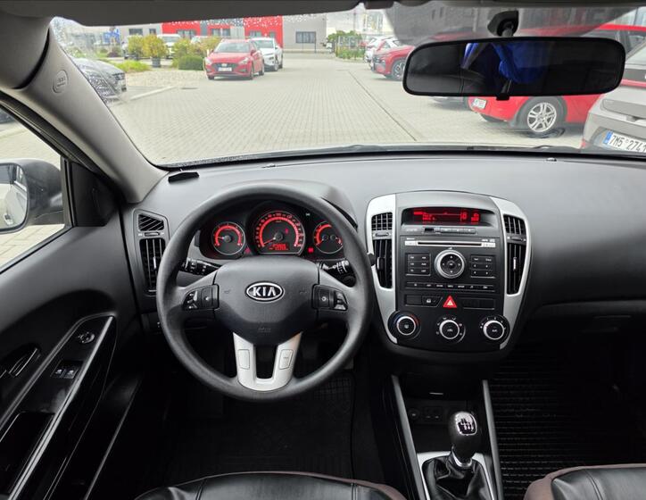 KIA Ceed 11