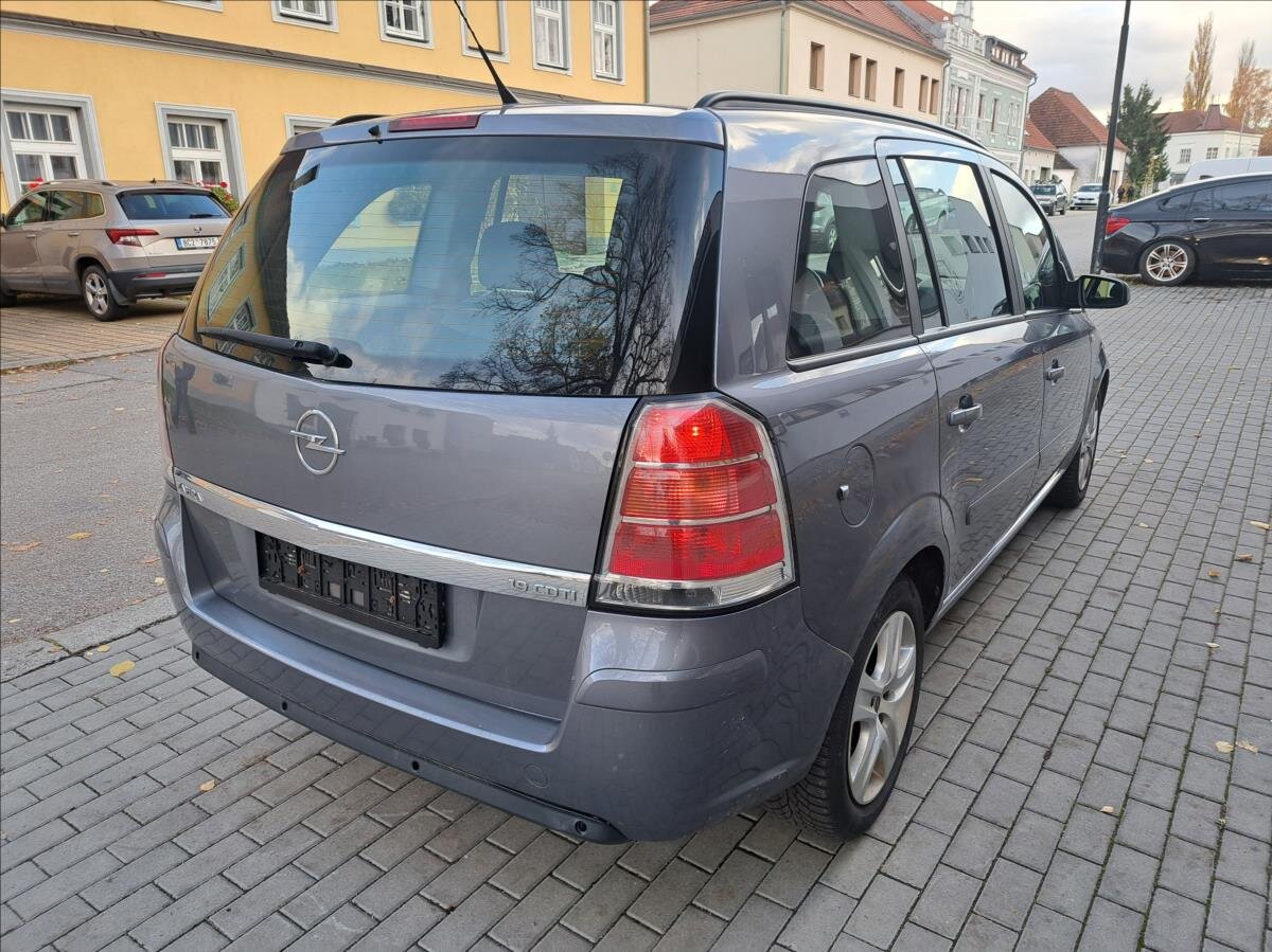 Opel Zafira MPV 1,9 l 88 kw