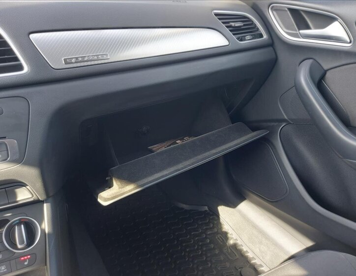 Audi Q3 SUV / Terénní 2,0 l 110 kw