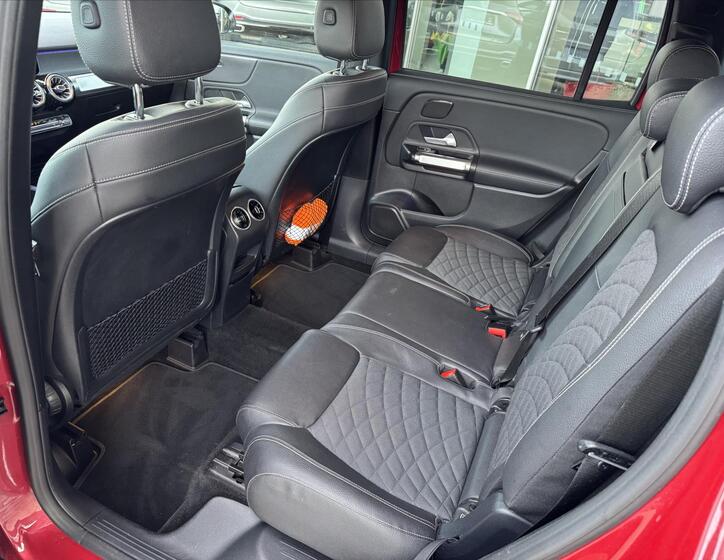 Mercedes-Benz GLB 18