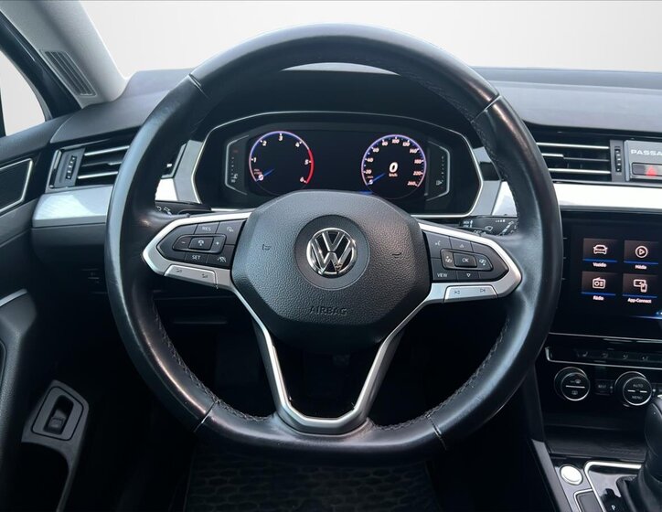 Volkswagen Passat Kombi 2,0 l 140 kw