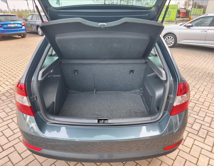 Škoda Rapid Hatchback 1,2 l 77 kw