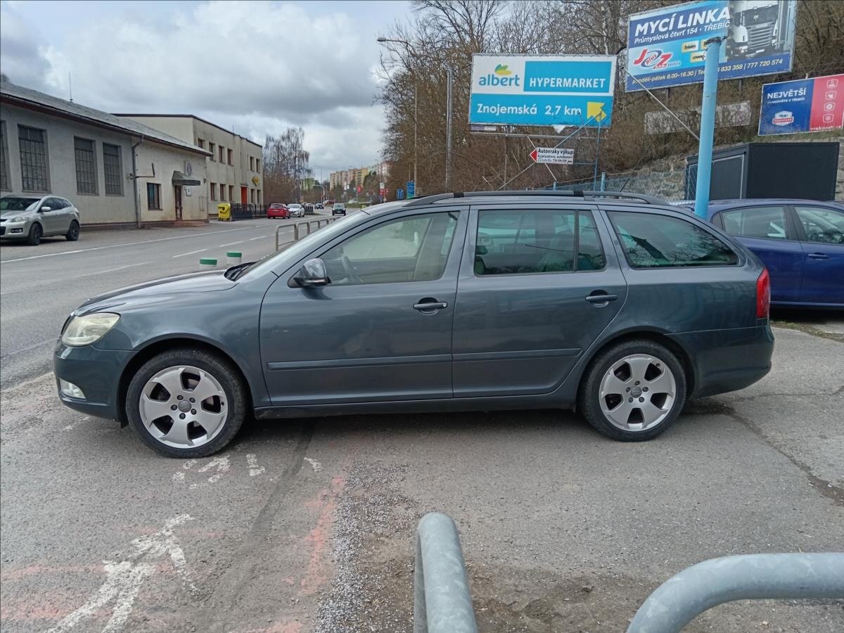 Škoda Octavia Kombi 2,0 l 103 kw
