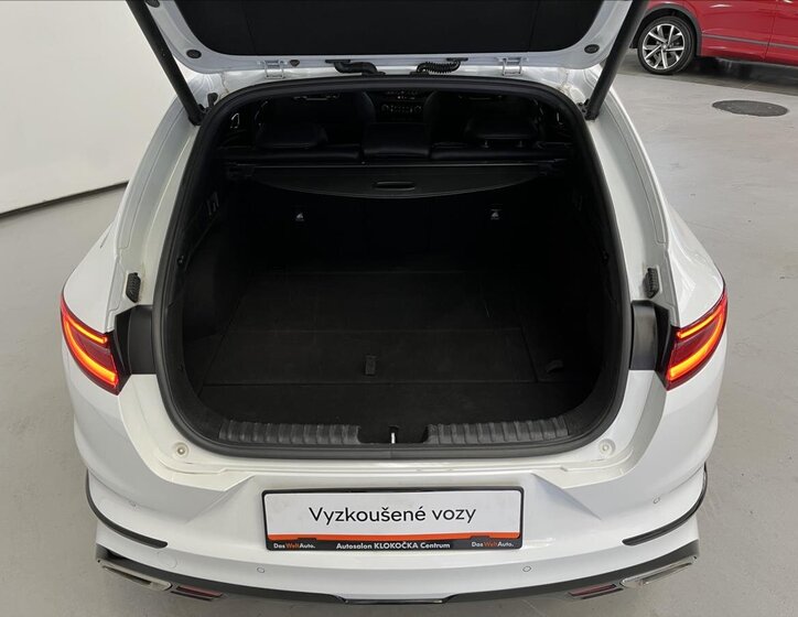 KIA ProCeed Kombi 1,6 l 150 kw