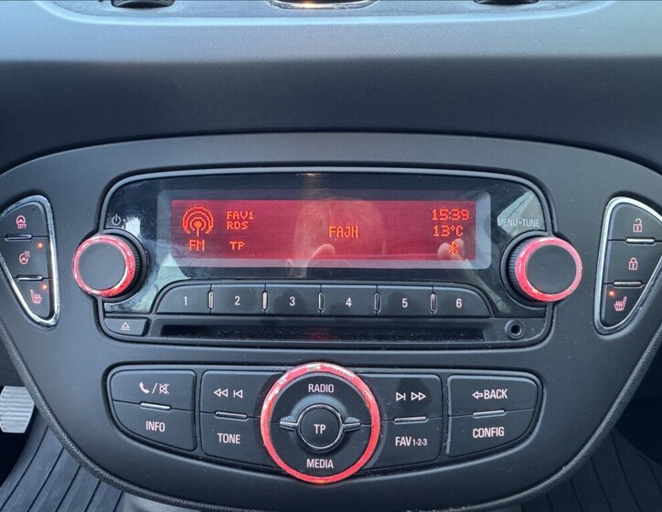 Opel Corsa Hatchback 1,2 l 51 kw