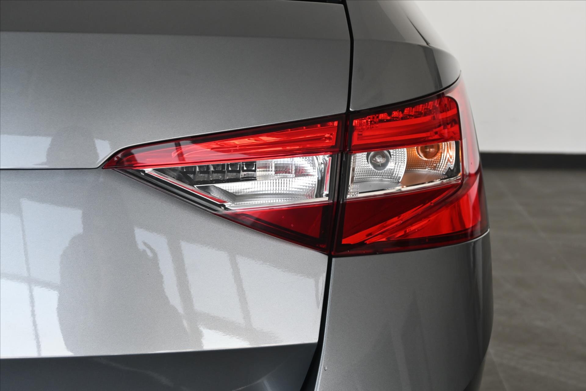 Škoda Superb Kombi 2,0 l 110 kw