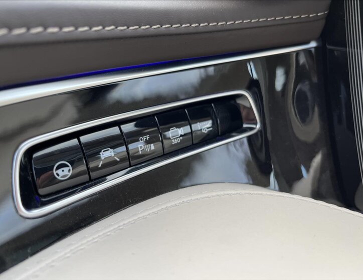 Mercedes-Benz Třídy S Kupé 4,7 l 335 kw