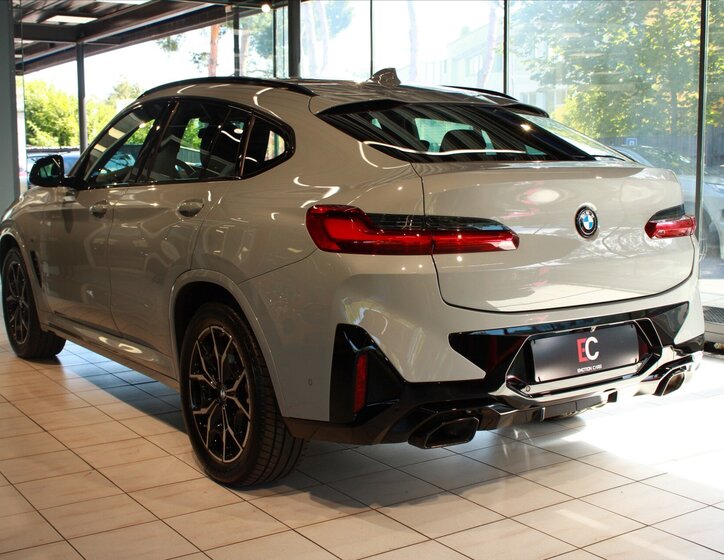 BMW X4 SUV / Terénní 3,0 l 210 kw