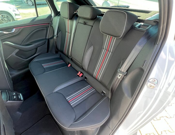 Škoda Scala Hatchback 1,0 l 85 kw