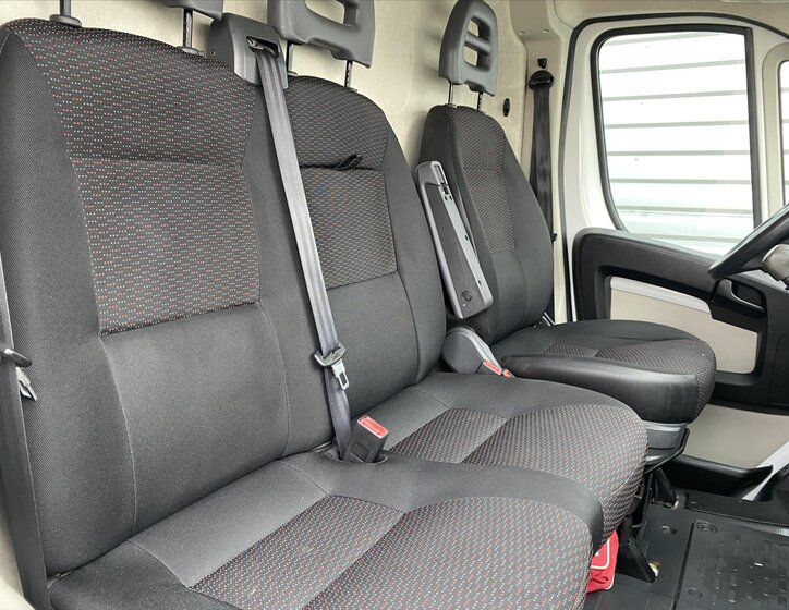 Citroën Jumper Skříň 2,2 l 110 kw