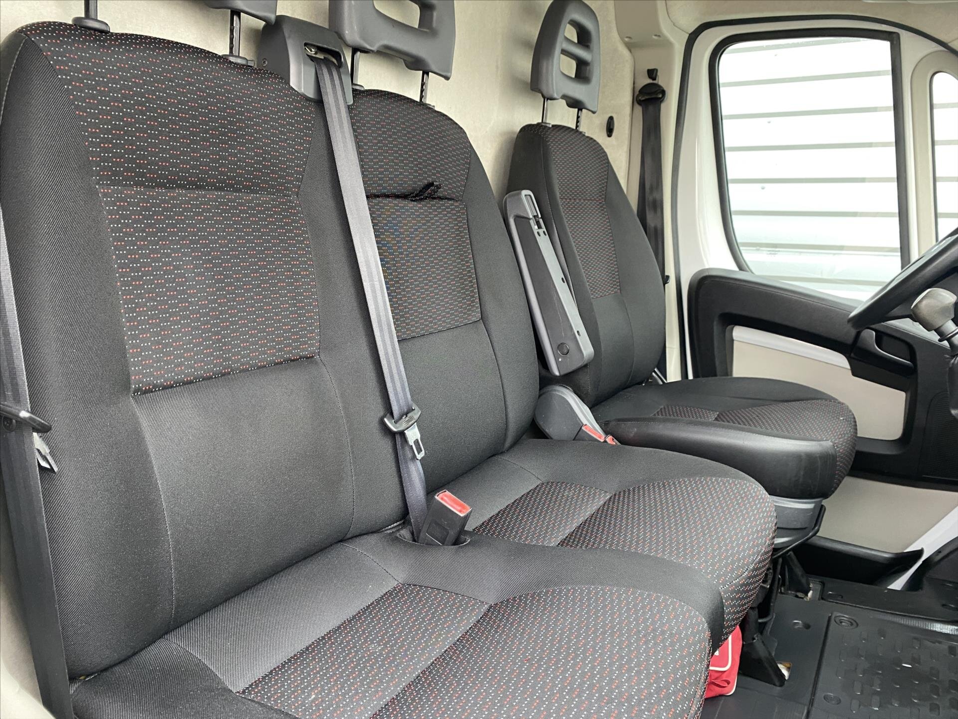 Citroën Jumper Skříň 2,2 l 110 kw