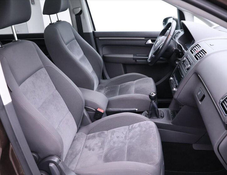 Volkswagen Touran 12