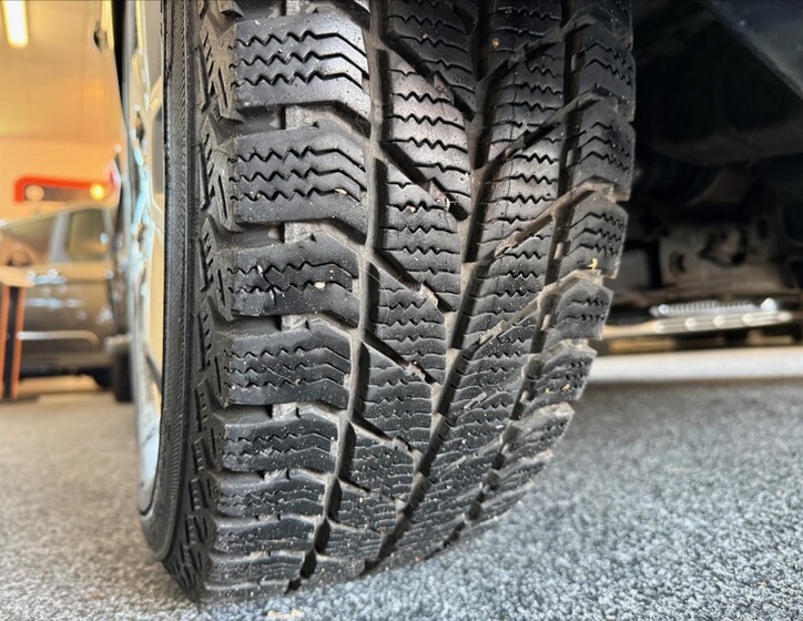 Ford Tourneo Custom 25