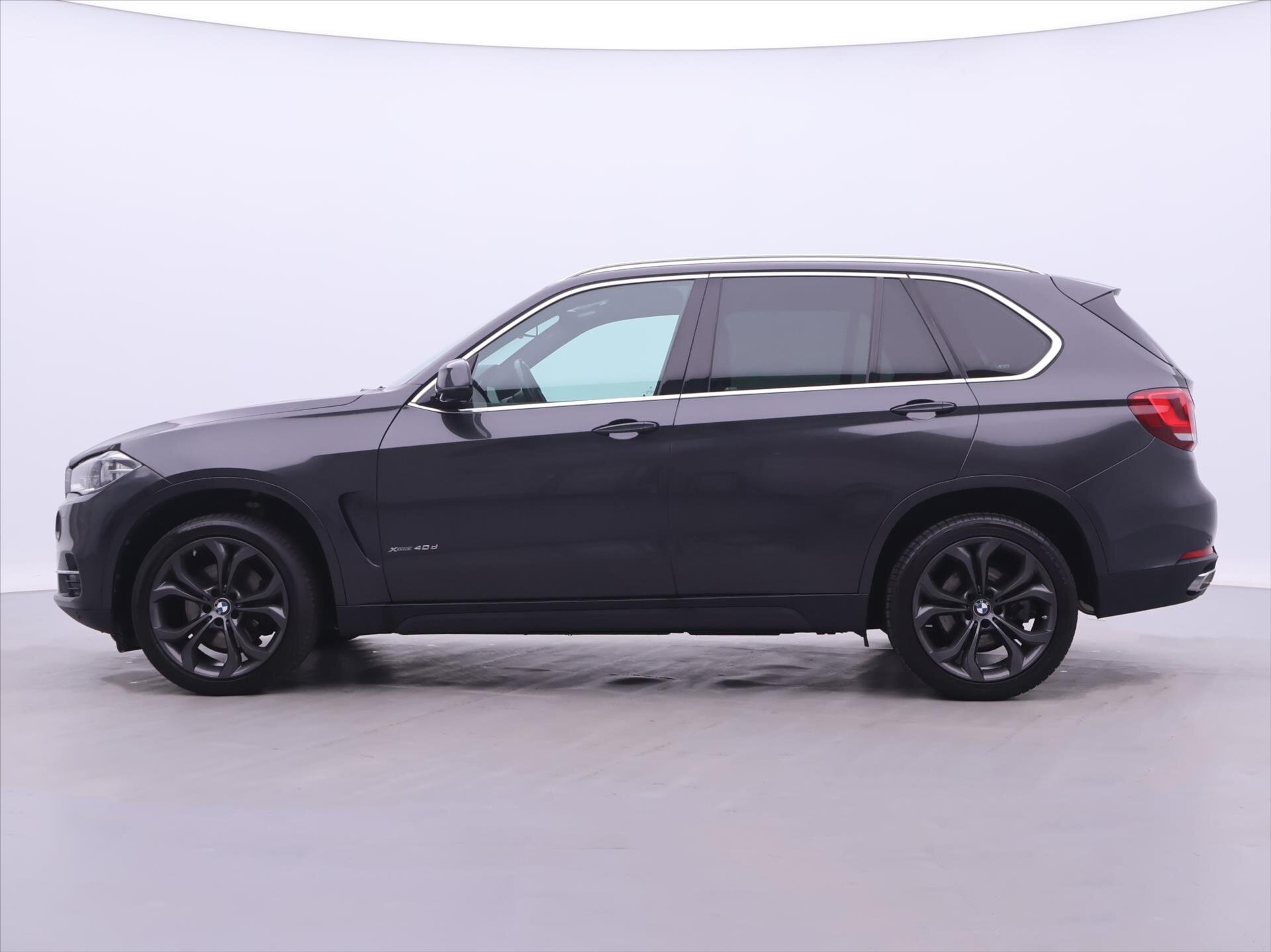 BMW X5 SUV / Terénní 3,0 l 230 kw