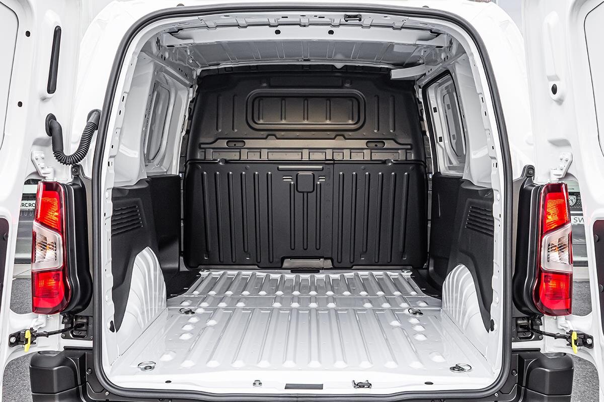 Peugeot Partner Skříň 1,5 l 96 kw