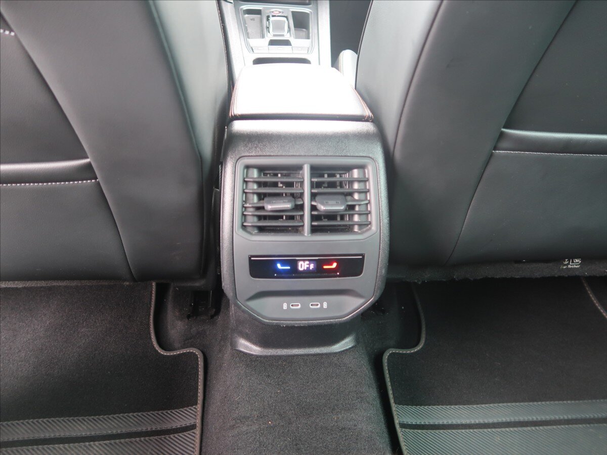 Cupra Formentor SUV / Terénní 2,0 l 140 kw