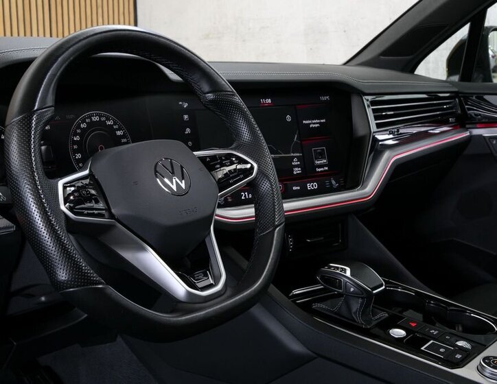 Volkswagen Touareg SUV / Terénní 3,0 l 210 kw