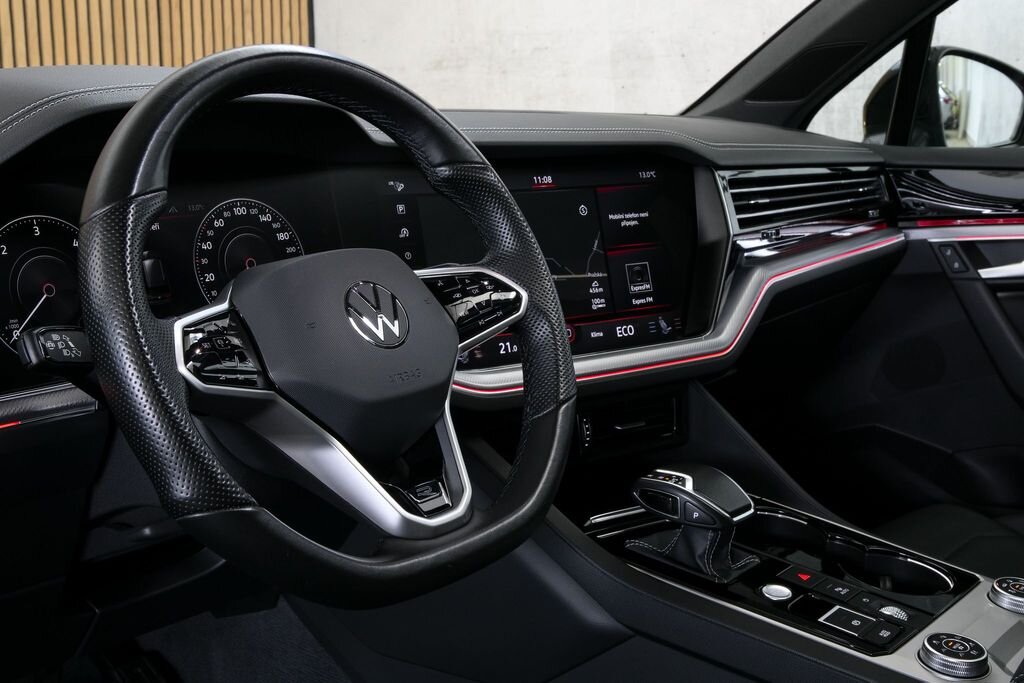 Volkswagen Touareg SUV / Terénní 3,0 l 210 kw