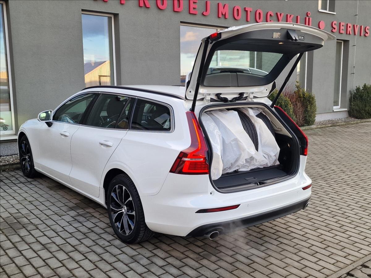 Volvo V60 Kombi 2,0 l 145 kw