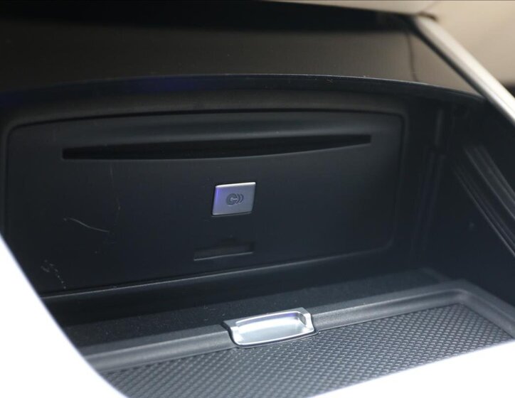 Mercedes-Benz Třídy S Kupé 4,7 l 335 kw