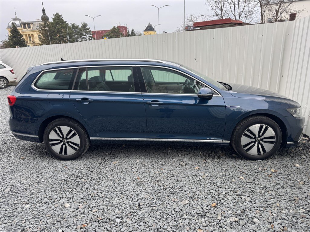 Volkswagen Passat Kombi 1,4 l 0