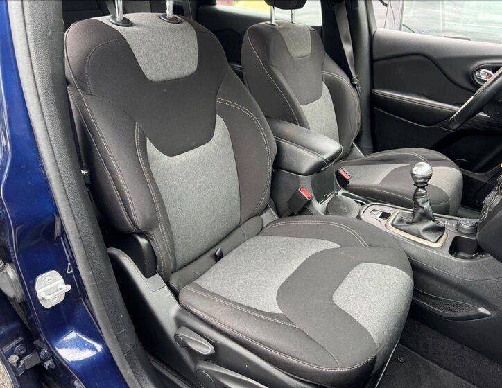 Jeep Cherokee Ostatní 2,0 l 103 kw