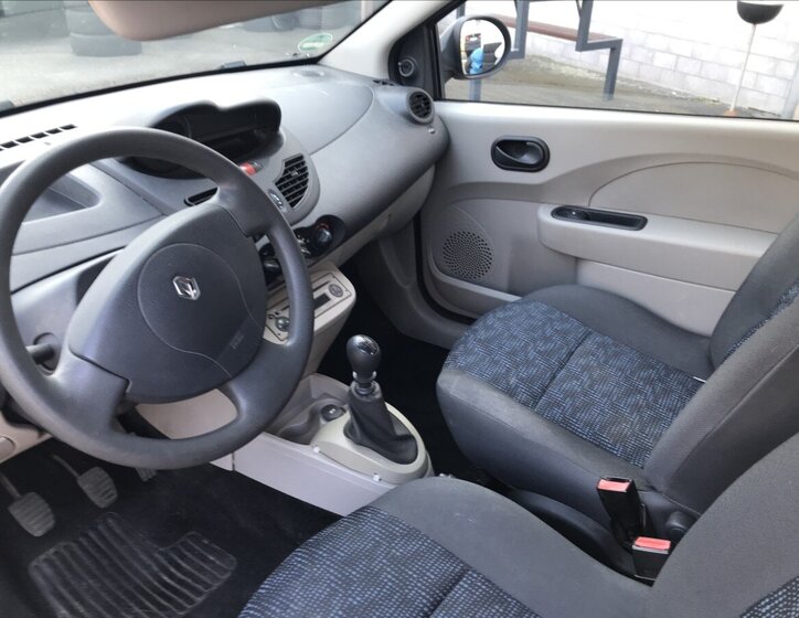 Renault Twingo Hatchback 1,1 l 43 kw